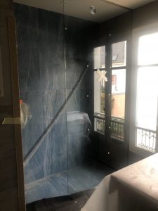 Salle de bain de la chambre principale